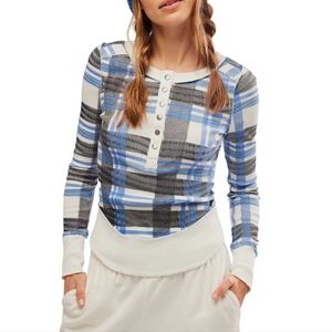 FP Movement by Free People Blue & White Plaid Long Sleeve Henley